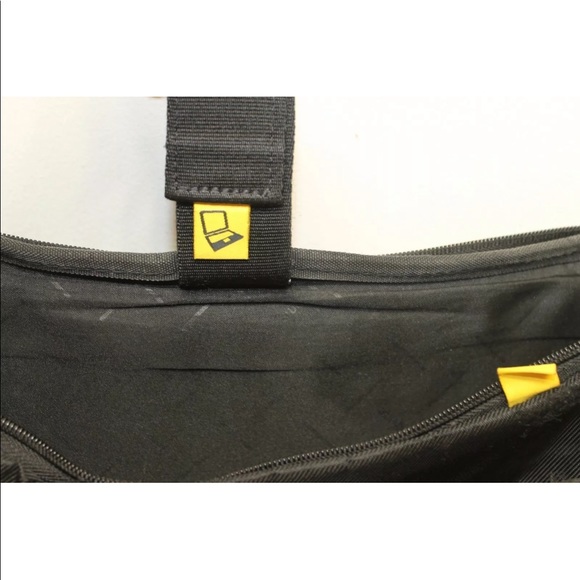 Samsonite Laptop Bag Black Yellow Body Many Pockets Padded Zip Adjustable - Picture 7 of 12